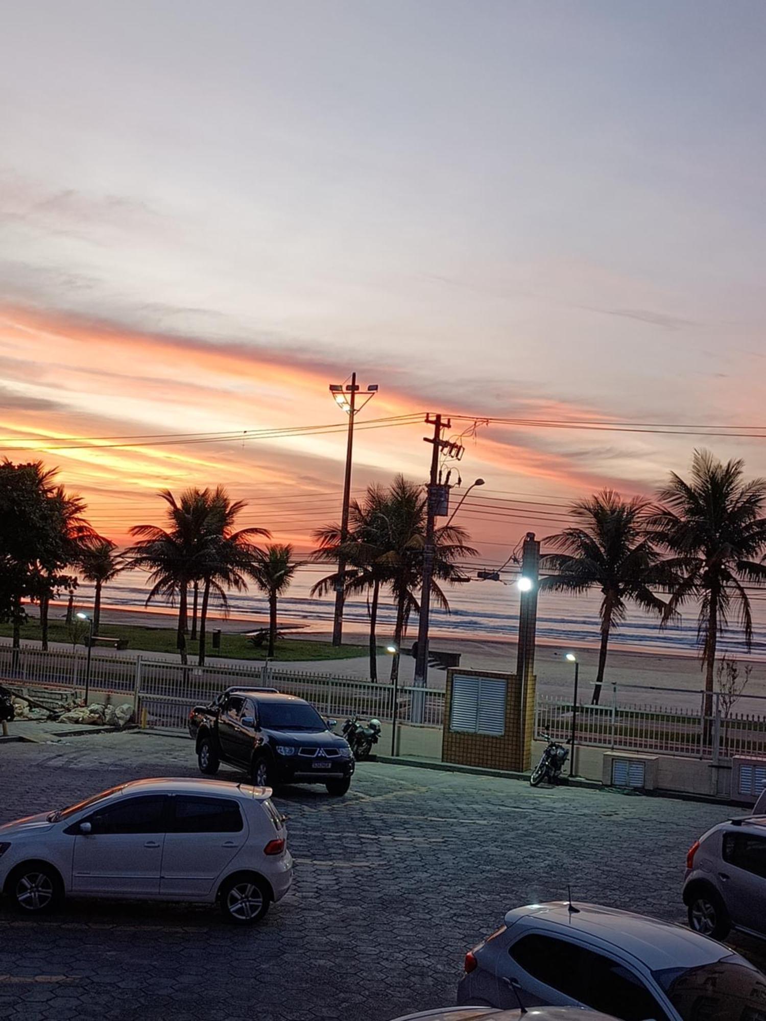 Kitnet Frente Pro Mar Em Vila Caicara, Portaria 24 Hs E Wifi Praia Grande  Exterior foto
